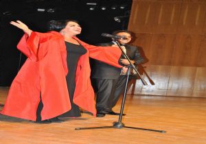 Sultan olmak da zor, kalmak da..